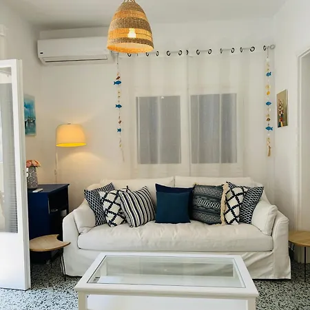 Aelios House